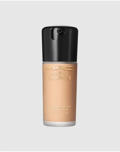 MAC - Studio Radiance Serum Powered Foundation - NW18
