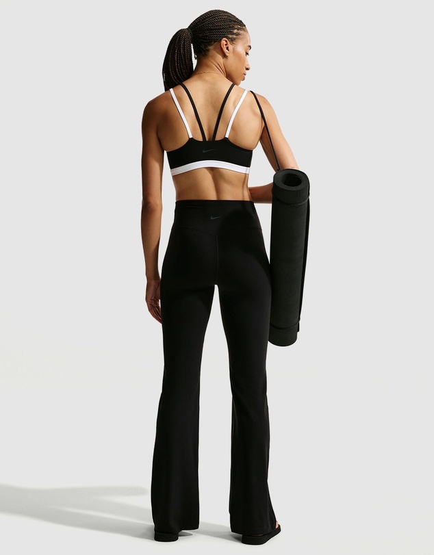 Nike - Nike Zenvy Light-Support Padded Sports Bra