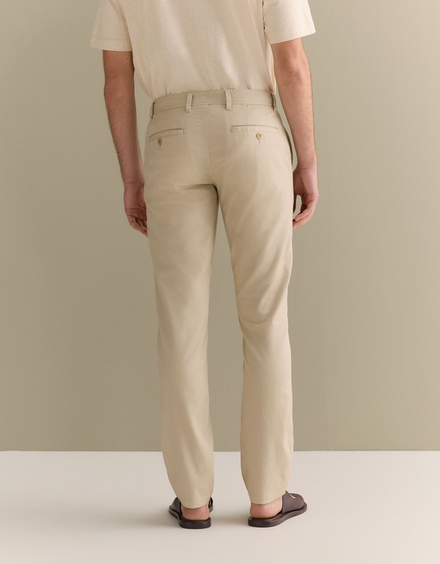 Trenery - Slim Fit Cotton Dobby Twill Chino in Fawn
