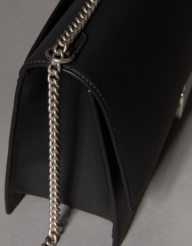 Calvin Klein - Chain Crossbody Bag