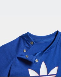 adidas Originals - Trefoil Jumpsuit and Beanie Gift Set - Babies