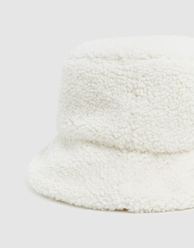 Subtitled - Teddy Bucket Hat