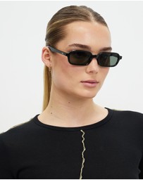 Le Specs - Pilferer
