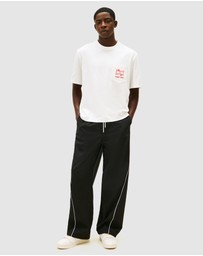 Tommy Jeans - 90s Graffiti SS Pocket T-Shirt