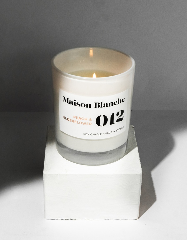 Maison Blanche - 012 Peach & Elderflower - Large Candle