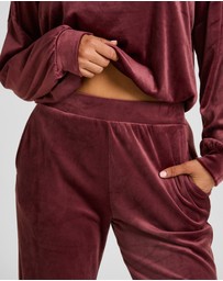 Hunkemoller - Long Sleeve Velours PJ Set
