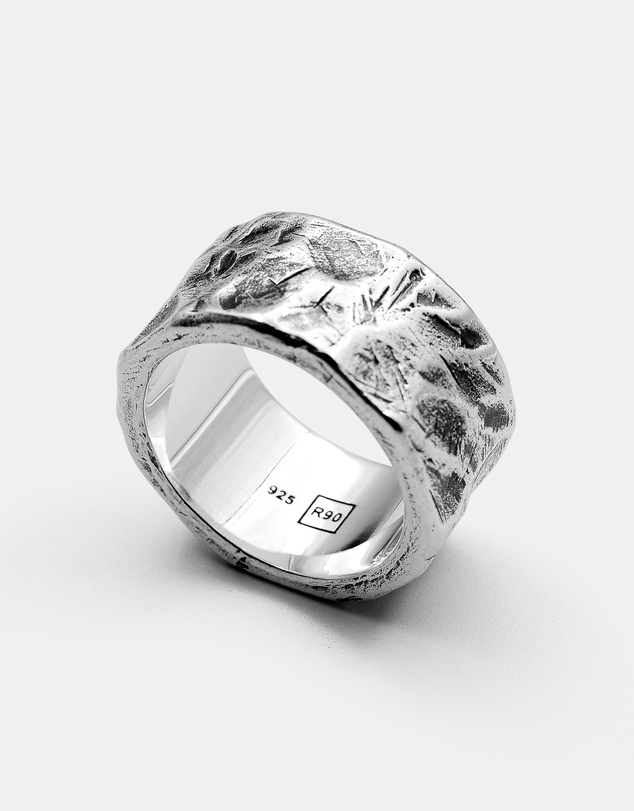 Rawninety - Hugo Ring