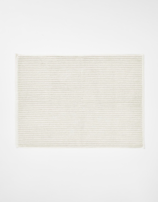 Aura Home - Paros Rib Bath Mat