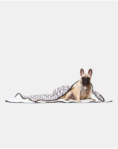 Mog & Bone - Fleece Pet Blanket- Shadow Quartz