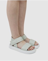 S by Sempre Di - Iselin Flatforms