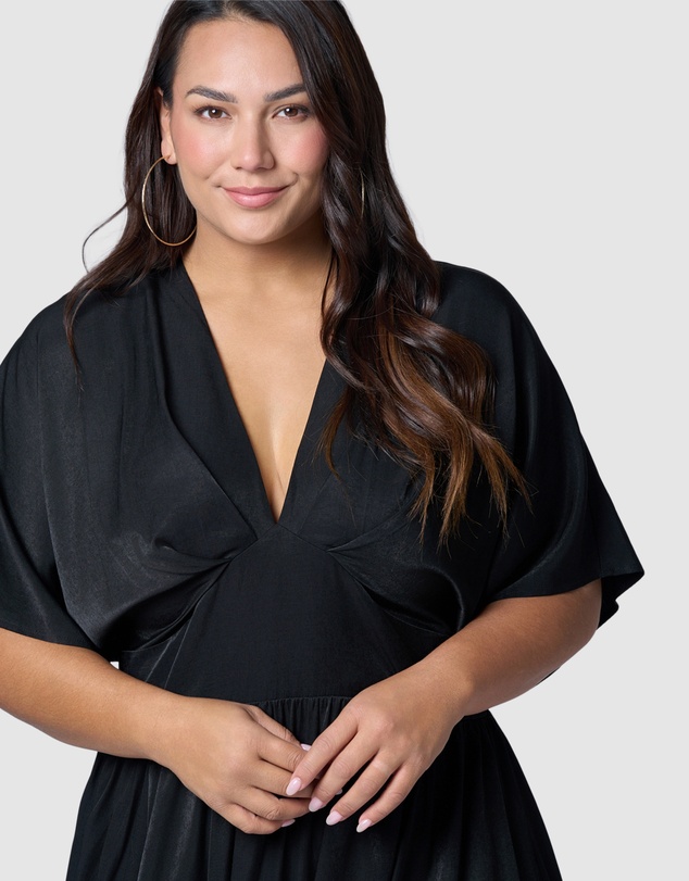 Sunday In The City - Black Noise Maxi Dress