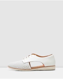 Rollie - Sidecut Punch Shoe