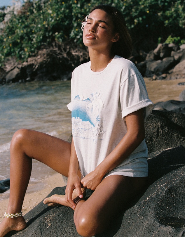 Poolside Paradiso - Paradise Tee - Silver Marle