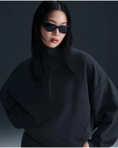 Nike - 24.7 ImpossiblySoft Dri-FIT Oversized 1/2-Zip Top