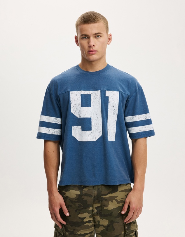 Cotton On - Cropped Fit Graphic T-Shirt