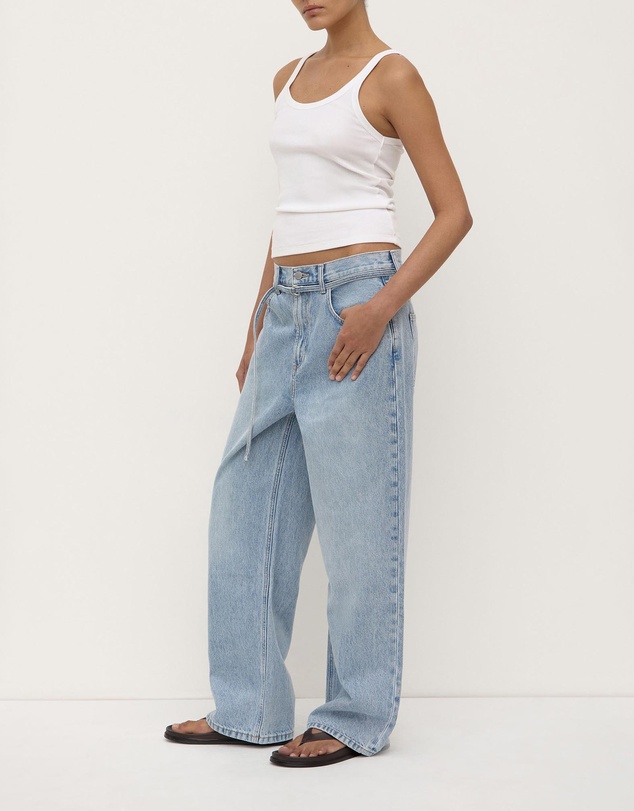 Assembly Label - Loose Fit Jeans