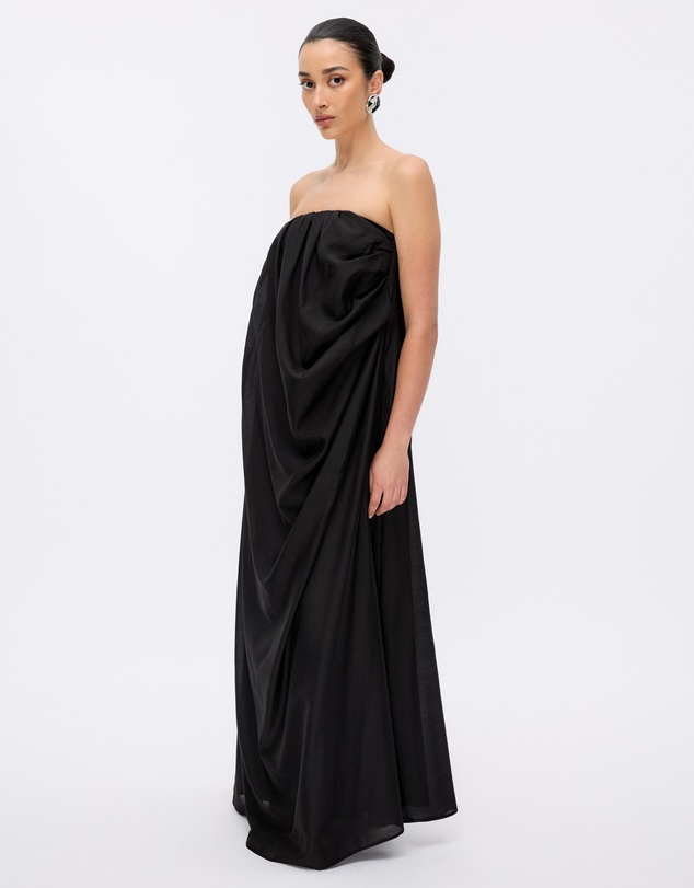Minima Esenciales - Lana Draped Maxi Dress