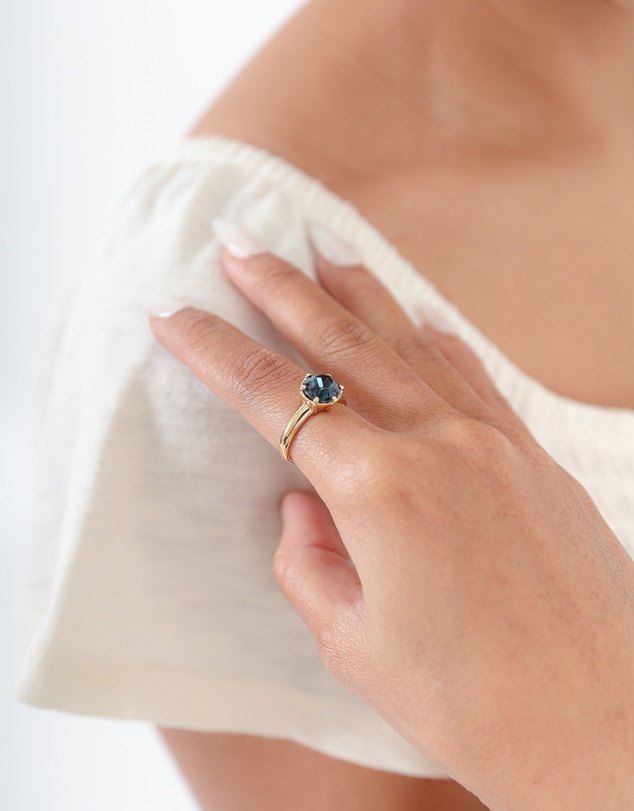 Elli Jewelry - Midnight Crystal Ring in Gold-Plated 925 Silver