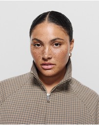 Commonry - Eliza Bomber