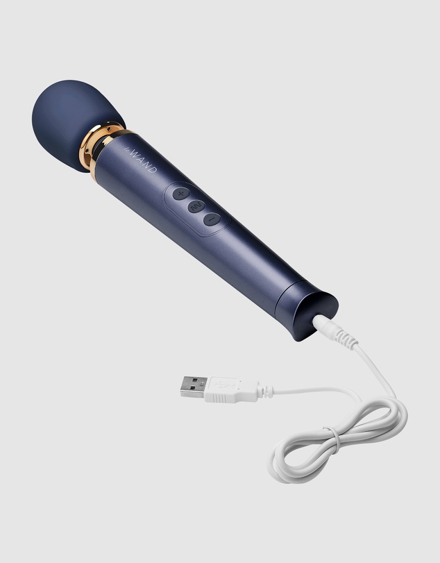 Le Wand - Le Wand Petite Rechargeable Massager