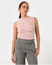 Forcast - Lulu Ruched Top