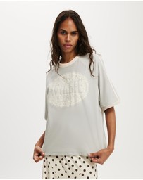 Cotton On - Lcn Oversized Crew Neck Raglan Jersey