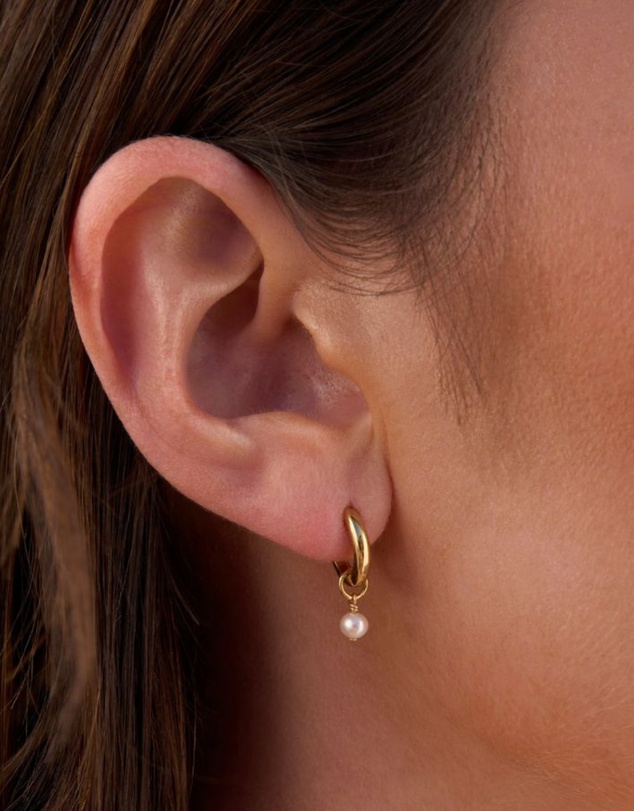 EL&RO Jewellery - Soma Pearl Huggie Earrings