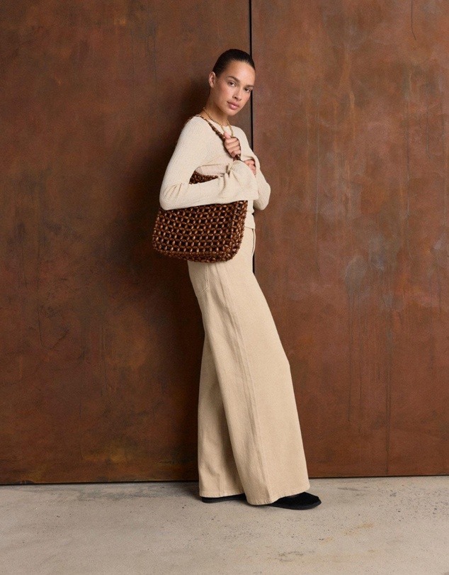 La Tribe - Naomi Tote