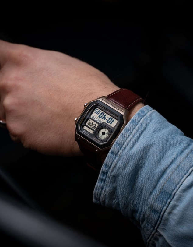 Casio - AE1200WHL-5A