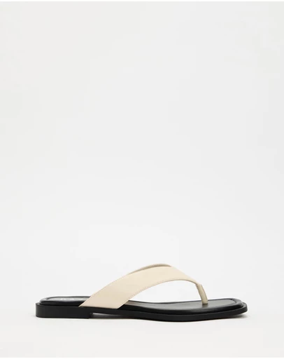Dazie - Isla Contrast Stitch Thongs