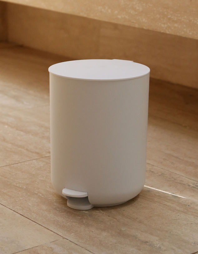 DESIGNSTUFF - ARC Pedal Bin, 4.3L