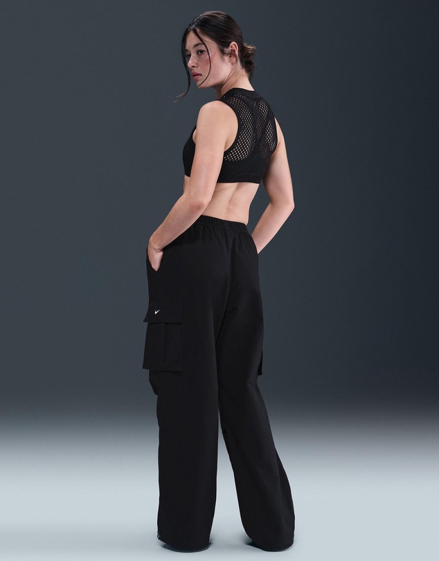 Nike - Sportswear Mid-Rise Oversized Woven Cargo Pants