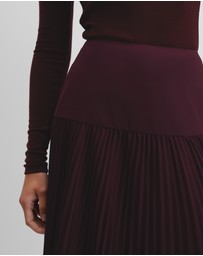 Country Road - Plisse Midi Skirt
