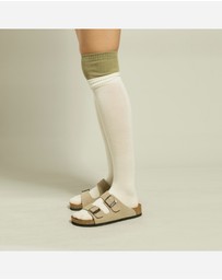 Ozwear Connection Uggs - Ugg Aussie Victoria Suede Leather Unisex Slipper