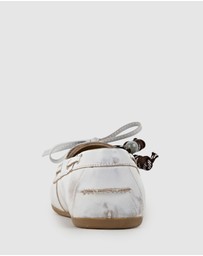 Edward Meller - GENOA Moccasin