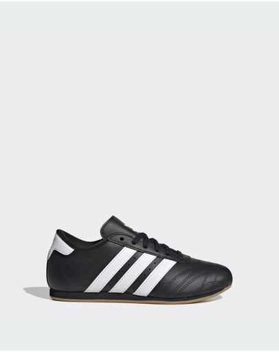 Core Black / Cloud White / Gum