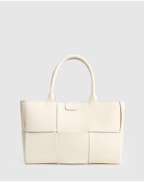 Belle & Bloom - Long Way Home Woven Tote - Cream