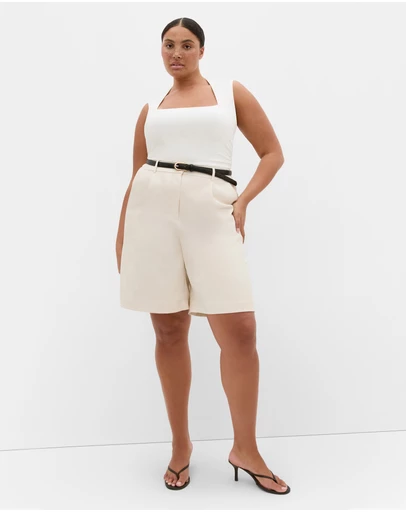 City Chic - Plus size Telia Longline Short - neutral