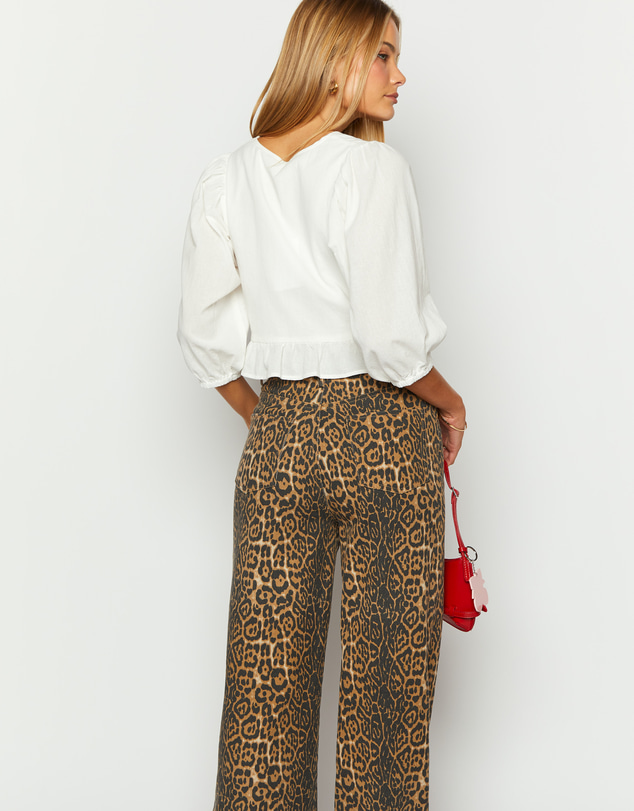 Beginning Boutique - Brunet Leopard Print Straight Leg Jeans