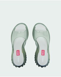 Melissa - Melissa Quantum Platform + Diesel