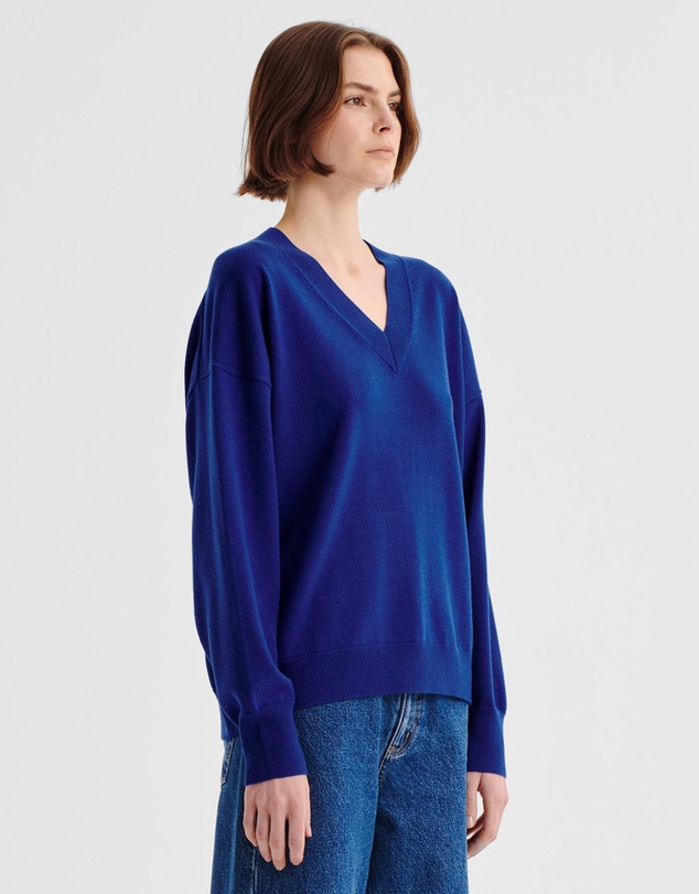 Morrison - Payton V-Neck Merino Knit Pullover