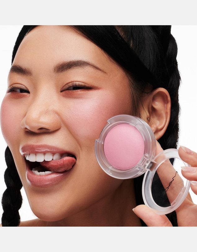 MAC - Glow Play Blush