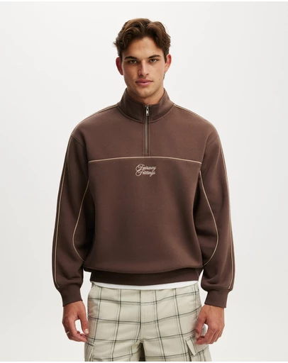 Cotton On - 1/4 Zip Graphic Fleece