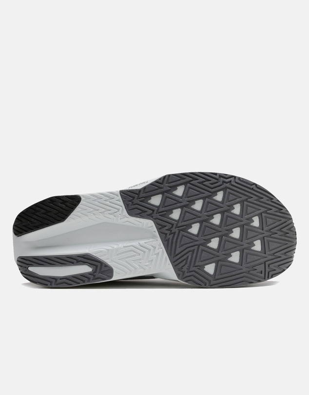 New Balance - FuelCell Rebel v5 (Wide Fit) - Men's