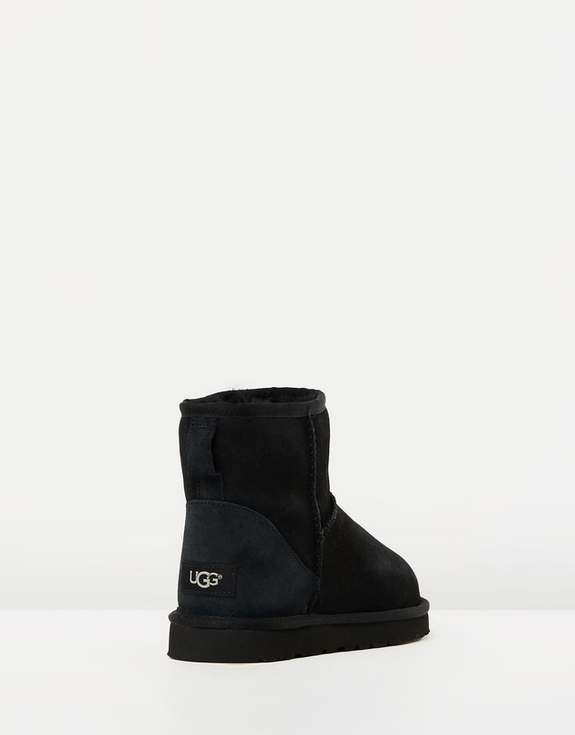 UGG - Mens Classic Mini Boots