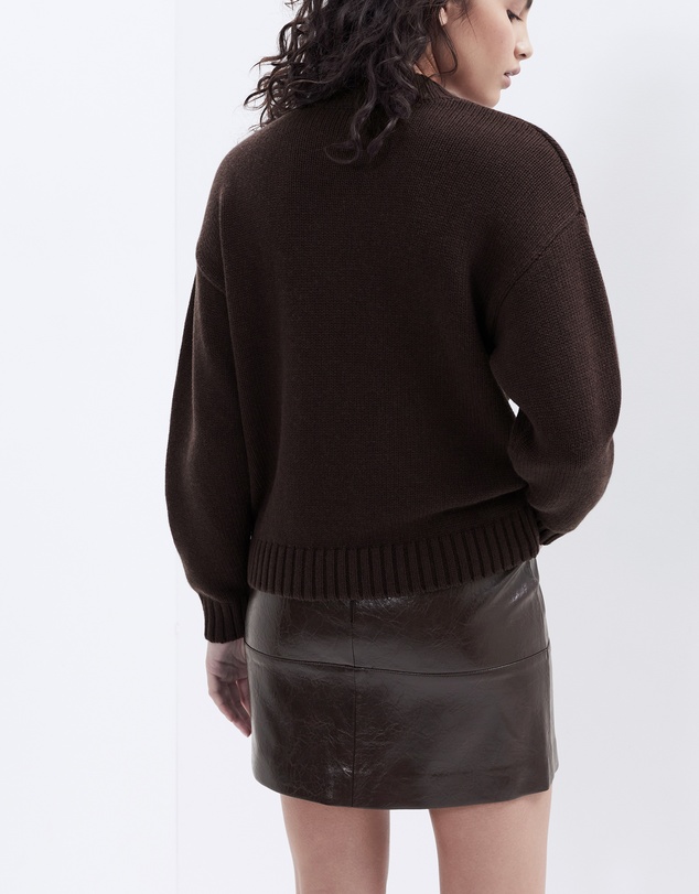 UNISON - Chunky V Neck Knit