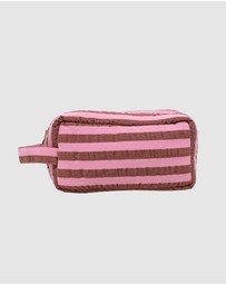 Mosey Me - Sundae Seersucker Dopp Kit