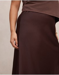 Forever New Curve - Enola Curve Lace Maxi Skirt