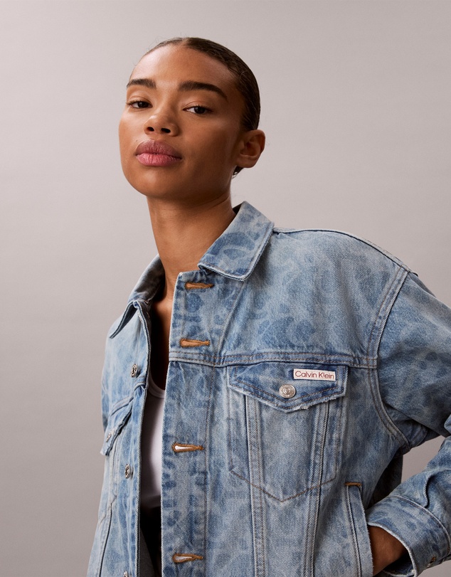 Calvin Klein Jeans - Allover Monogram 90s Denim Trucker Jacket