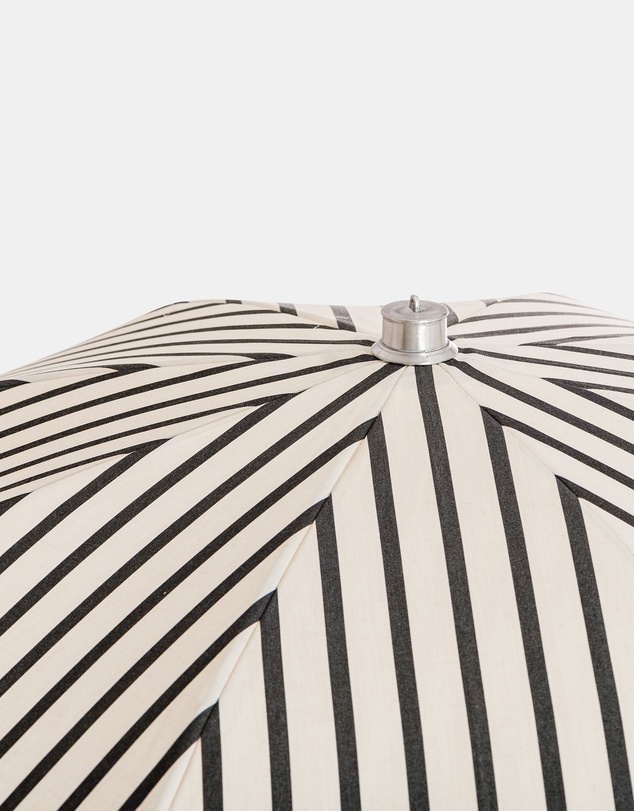 Business & Pleasure Co. - The Premium Beach Umbrella